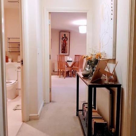 Central Spacious And Secure With A Double Bed Edgware ภายนอก รูปภาพ
