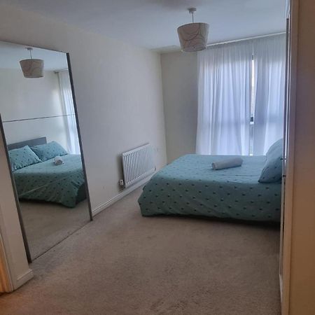 Central Spacious And Secure With A Double Bed Edgware ภายนอก รูปภาพ